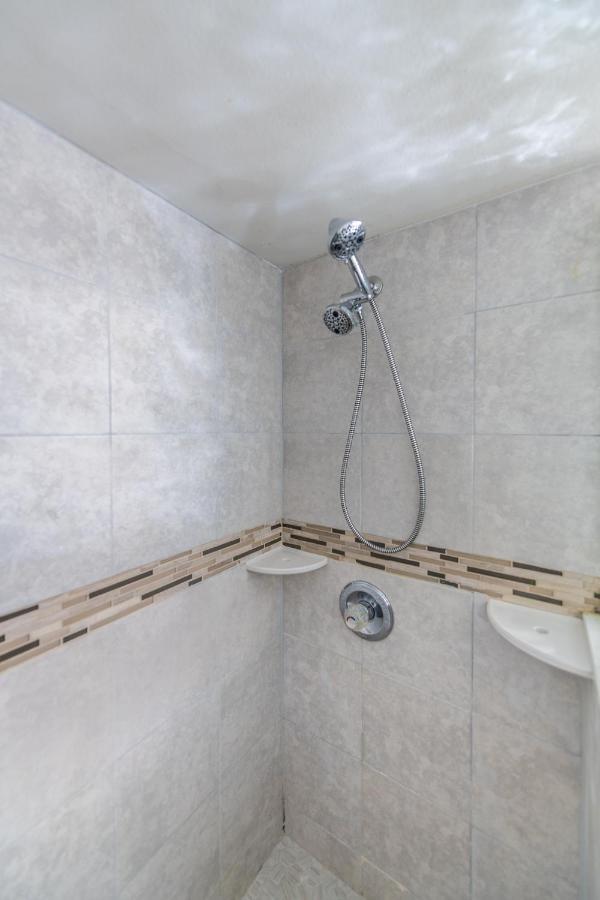 Lovely 2 Bedroom Beachfront Condo 弗拉格勒海滩 外观 照片